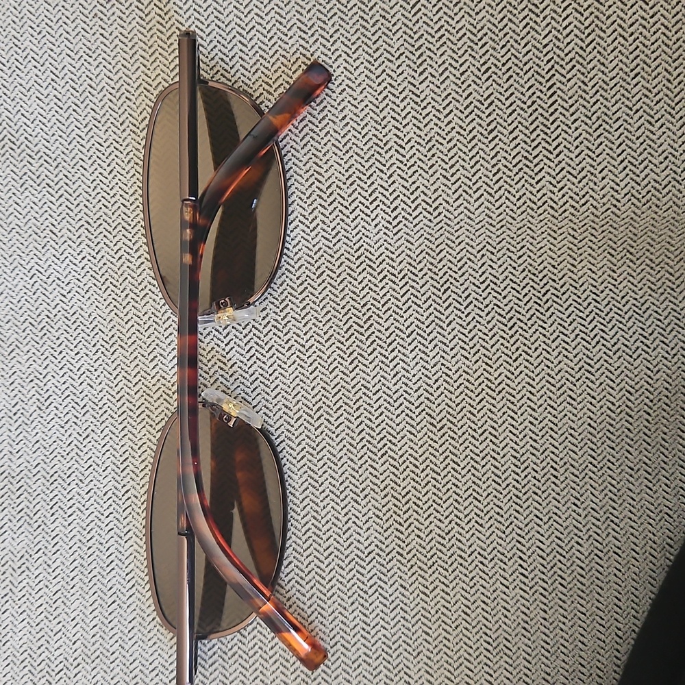 Foster Grant polarized sunglasses - Picture 8 of 8
